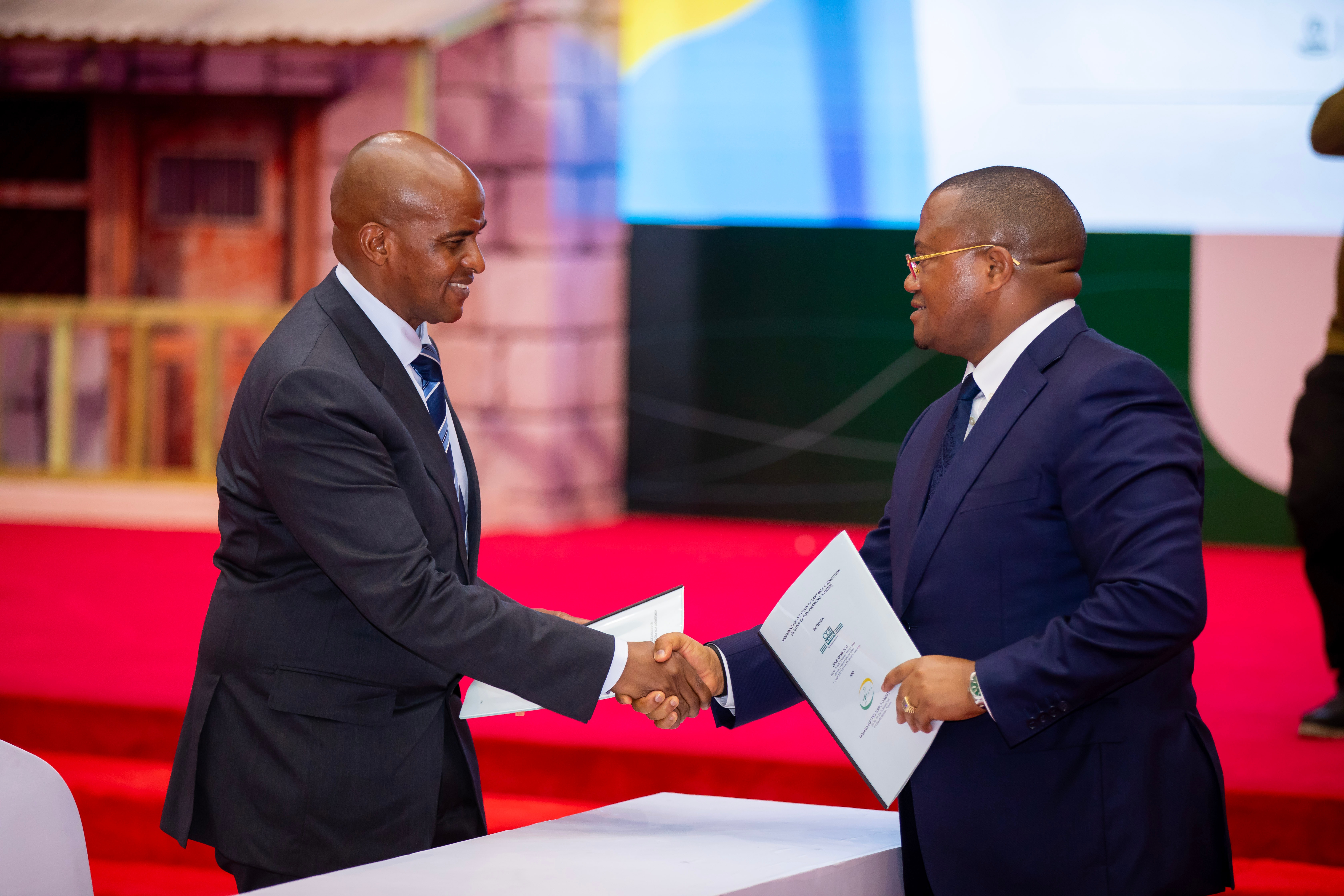 MAKAMU WA RAIS ASHUHUDIA MPANGO WA UFADH...