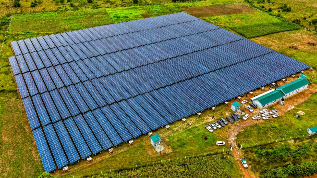 Mradi wa Umeme Jua Kayenze Wazalisha MW...