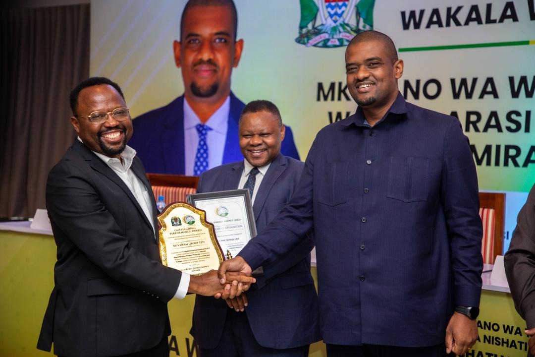 WAZIRI NDEJEMBI: WAKANDARASI WA UMEME WA...