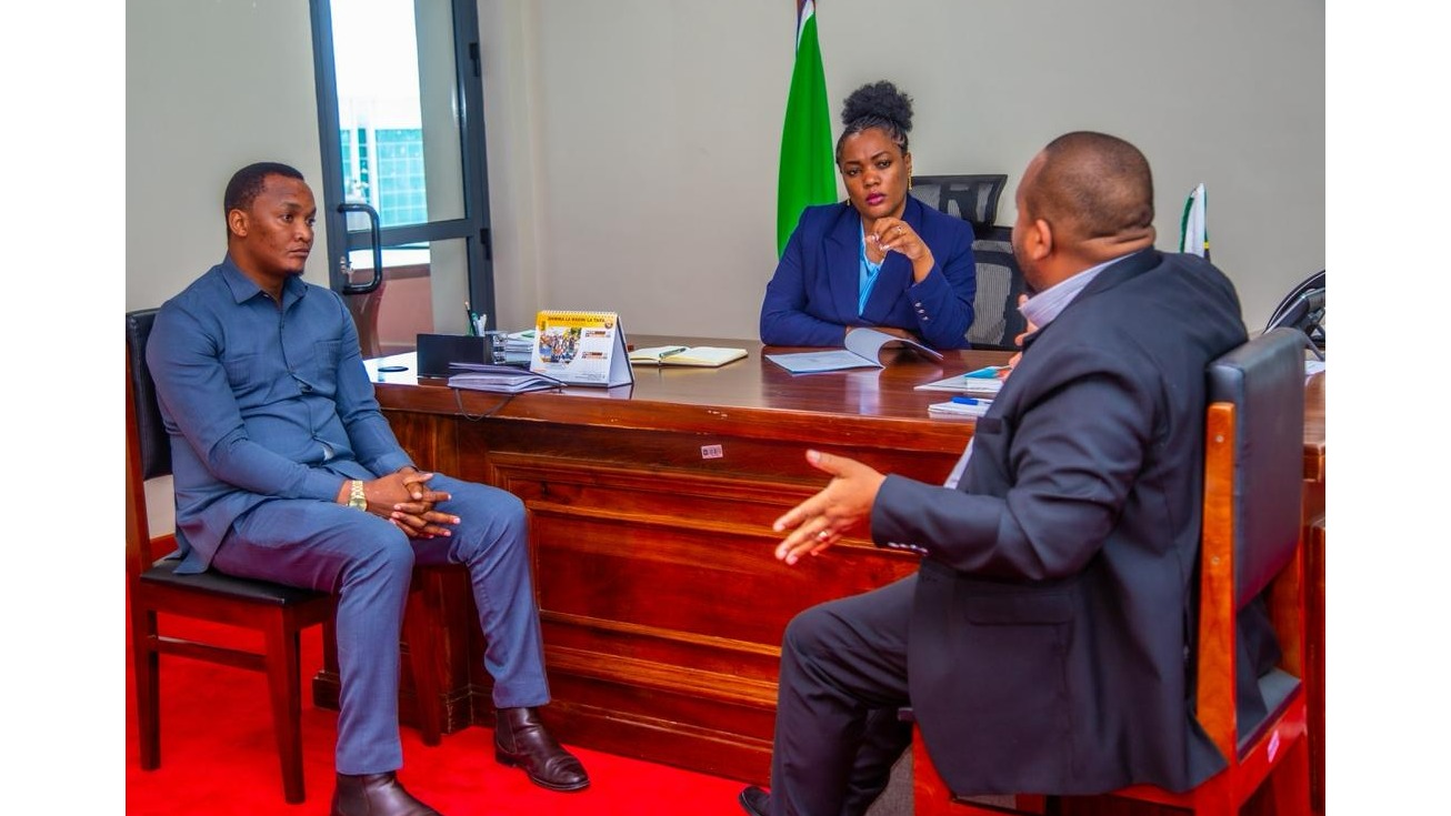 Maandalizi ya Mjadala (Debate) wa Clean...